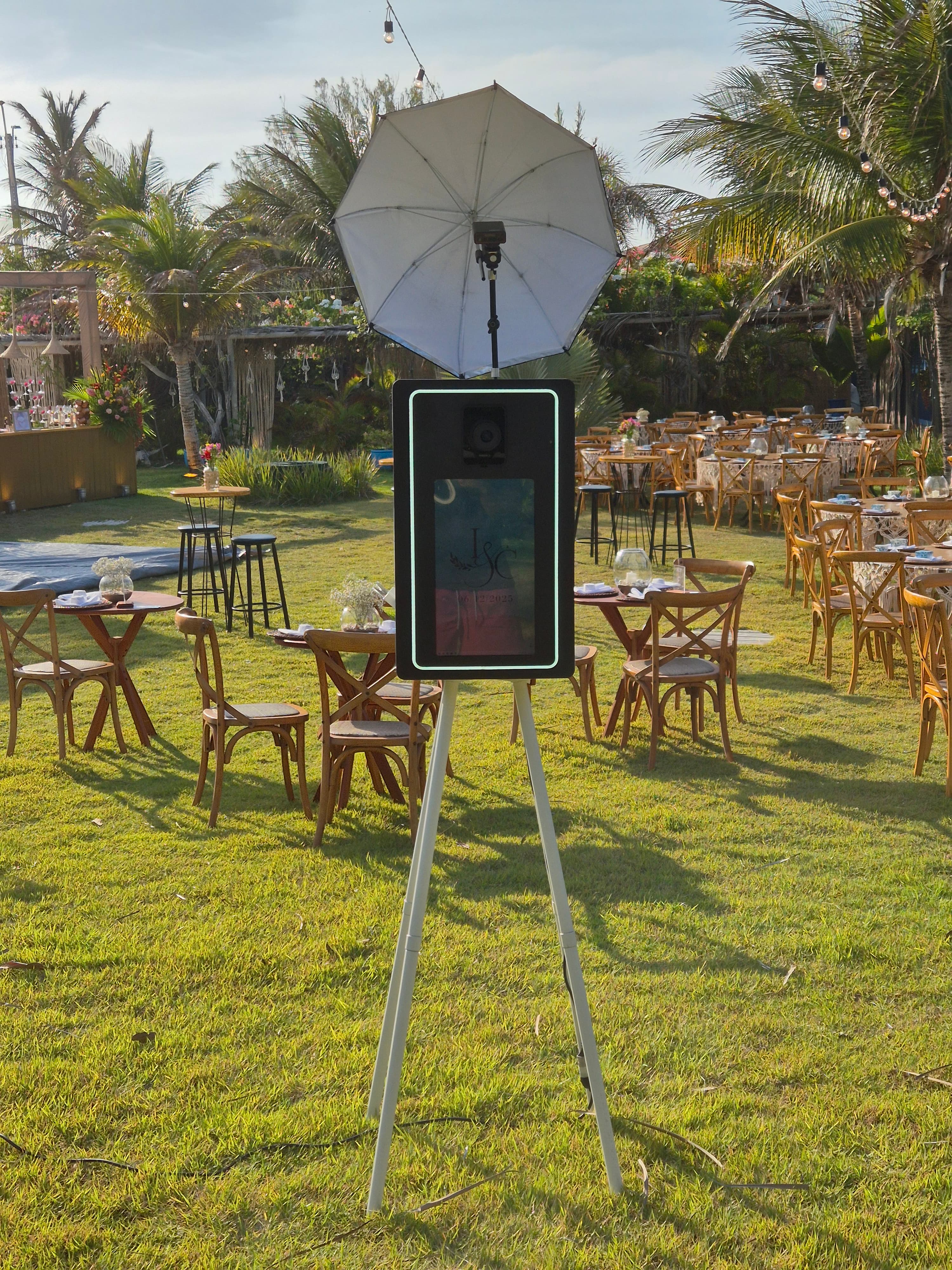 Totem fotográfico Peek Print em casamento